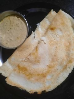 साधा डोसा... चटणी (Sada Dosa Chutney Recipe In Marathi) रेसिपी चे मुख्य फोटो