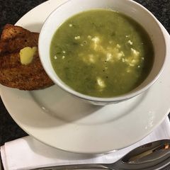 A picture of Spring Onion Soup.