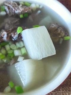 清燉白玉牛肉湯 的食譜成品照片