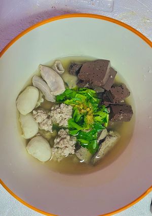 รูปของ ต้มเลือดหมู