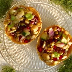 A picture of Sprouts bhel in healthy baskets.