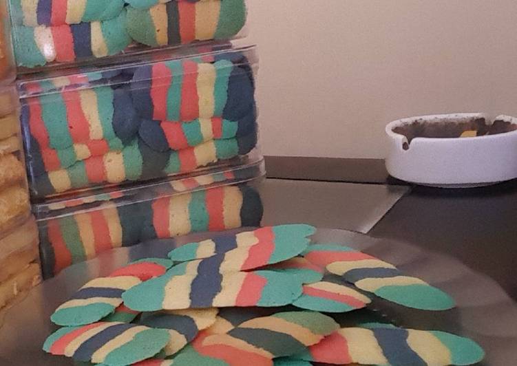 Cara Vegan Makan di DimeLidah kucing rainbow