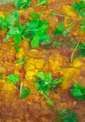 A picture of Paneer butter masala.