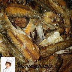 A picture of Deep fried fish.