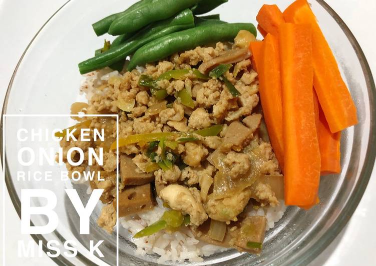 Bagaimana Membuat Chicken onion rice bowl (Menu sehat) yang Lezat