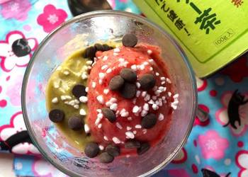 Easiest Way to Make Delicious Matcha Tea and Strawberry Nice Cream