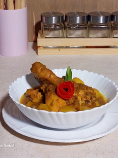 Foto resep Opor Ayam Kentang Kuah Kuning