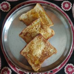 A picture of French toast.