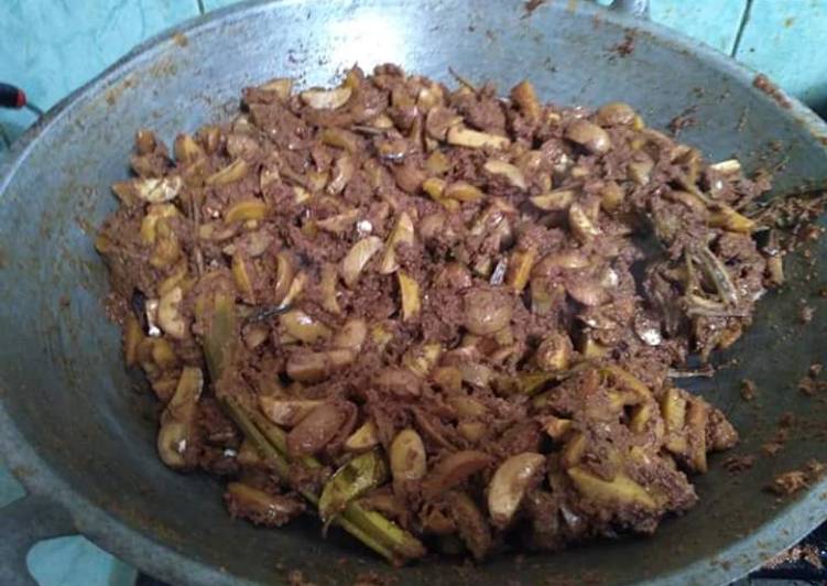 Rendang Jengkol Ala Papi Daru