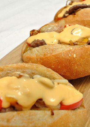 費城芝士牛肉三明治 Philly CheeseSteak 的食譜成品照片