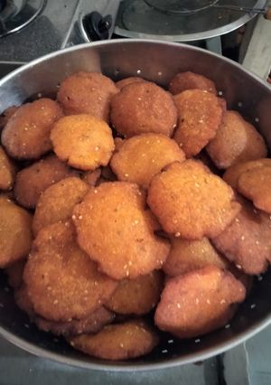 મકાઈ ના વડા (Makai Vada Recipe In Gujarati) રેસીપી મુખ્ય ફોટો