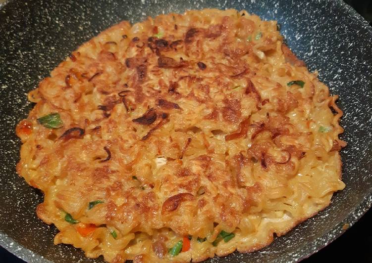 Pizza Mie / Mie Telor