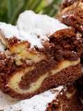 Brownie relleno de queso crema
