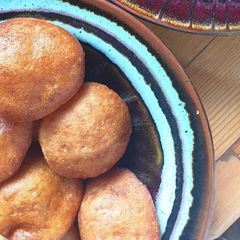 A picture of Amagwinya (fat cakes).