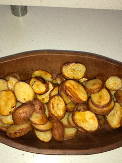 Una foto de Papas simples al horno