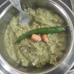 A picture of Upavas ki green chutney.