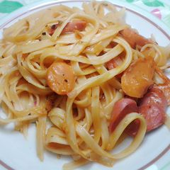 A picture of Sausage Fettuccine.
