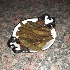 A picture of Masala mirchi.