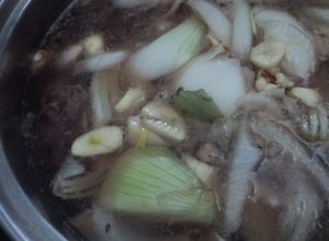 Una foto de Caldo de hígados de pollo para enfermos y débiles la Cristera