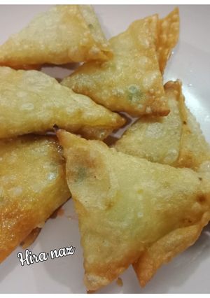 A picture of Chowmein Samosa.