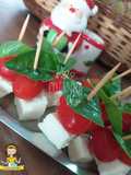 Salada caprese no palito