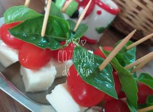 Foto de Salada caprese no palito