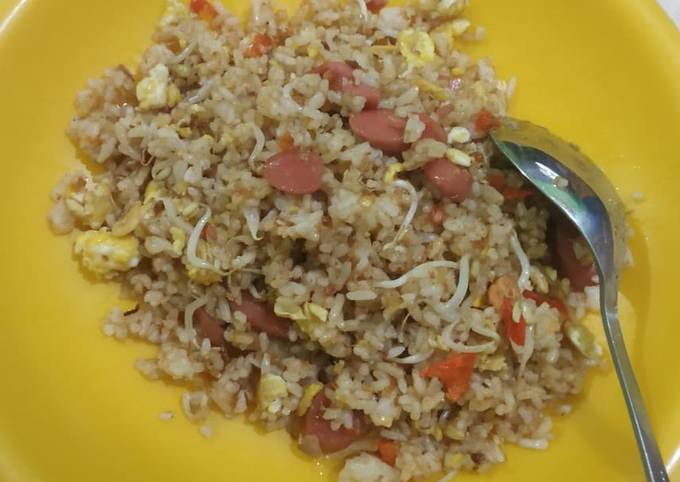 Langkah Mudah untuk Menyiapkan Nasi Goreng Abang Abang, Lezat Sekali