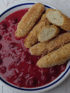 Paleo, gm., burgonyakrokett, meggymártással recept fotója