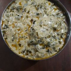 A picture of Methi malai mutter in microwave.