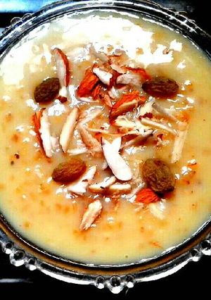 A picture of Custard daliya kheer.