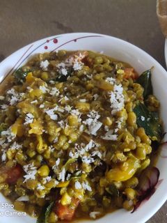 मुगाची भाजी (moongachi bhaji recipe in marathi) रेसिपी चे मुख्य फोटो 