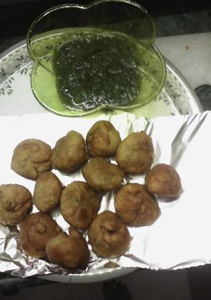 मूंग दाल कचौरी (Moong dal Kachori Recipe in hindi) रेसिपी मुख्य फोटो
