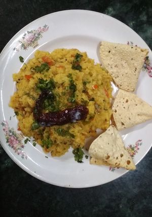 दाल खिचडी रेसिपी चे मुख्य फोटो 