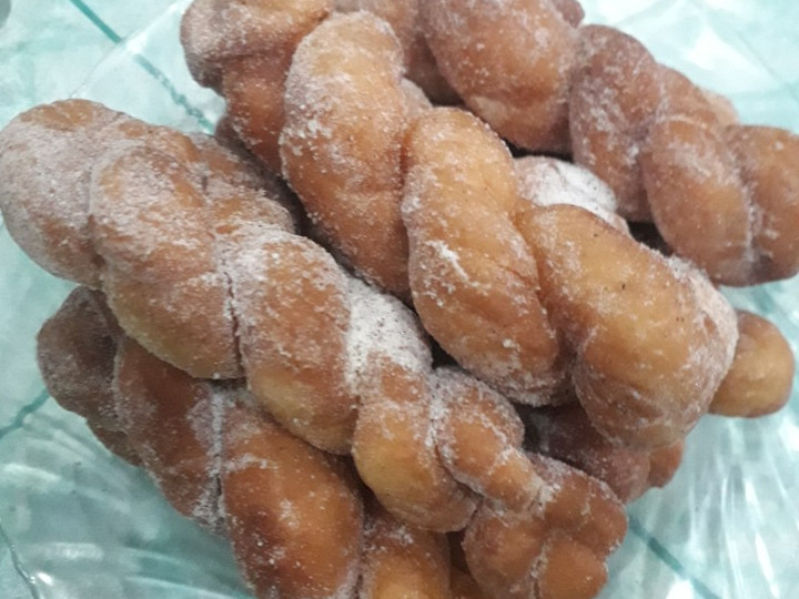 Resep 49. Donat kepang ala korea yang Bikin Ngiler