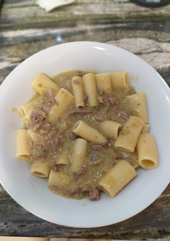 Una foto de Macarrones con salsa de ternera