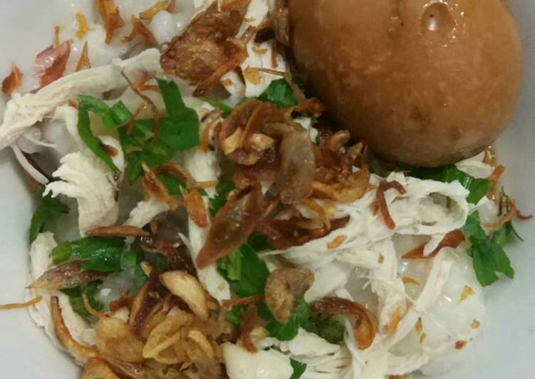Bahan Bubur ayam jamur rice cooker | Resep Membuat Bubur ayam jamur rice cooker Yang Mudah Dan Praktis