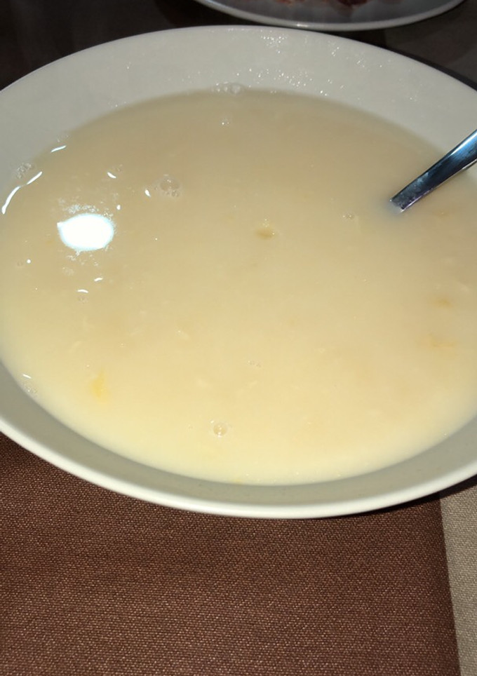 Una foto de Caldo de pollo thermomix