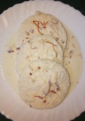 A picture of Bread Rasmalai.
