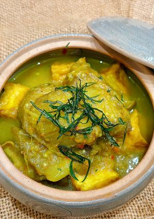 Hình của món Chuối và cà tím om đậu.