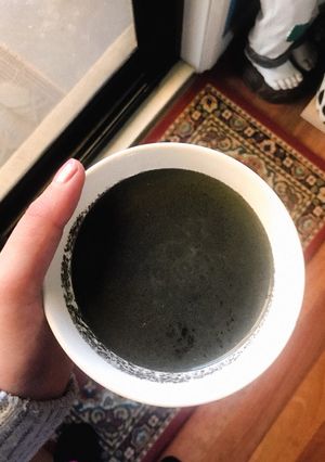 Hình của món Chè mè đen ăn vào mướt tóc mà siêu dễ làm.