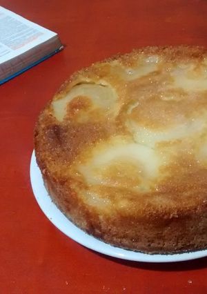 Una foto de Torta invertida de manzanas "DOBLE RECETA"