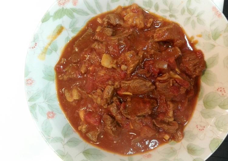 Simple Way to Make Favorite Beef Tomato Stew