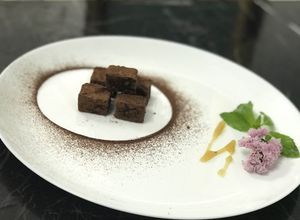 Hình của món Nama chocolate.
