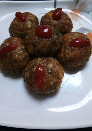 A picture of Sambhar Masala Flavoured Potato Sago Appe.