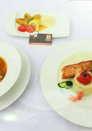Hình của món Cá hồi sốt kem chanh.