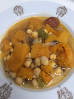 Una foto de Calabaza con garbanzos