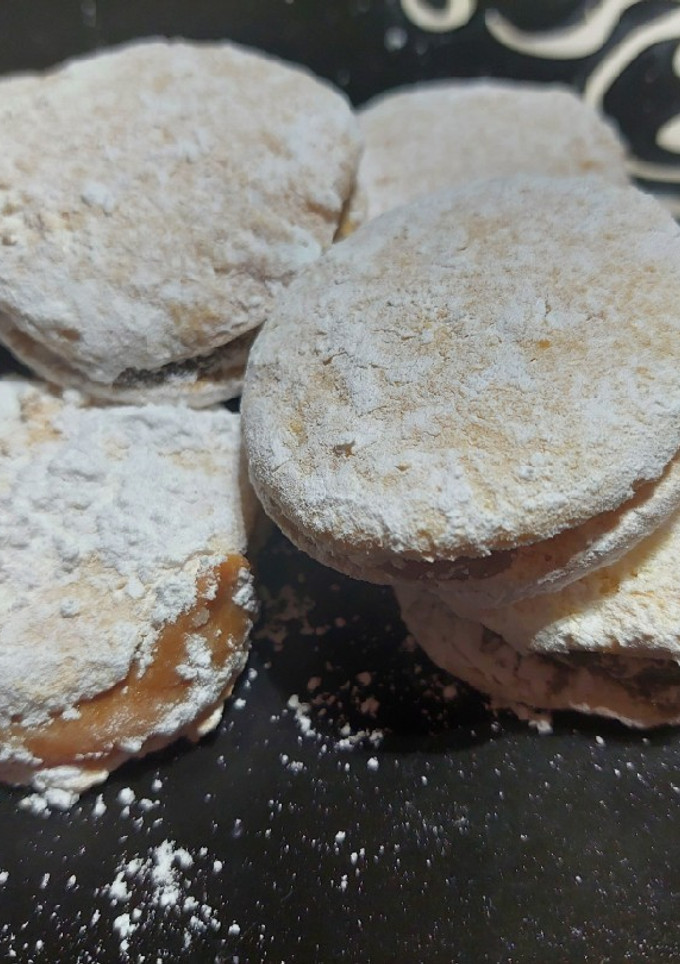 Una foto de Empolvados Chilenos tradicionales