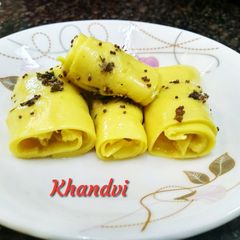 A picture of Khanvi.