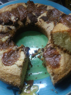 Una foto de Torta de un huevo con sorpresa #fácil#económica