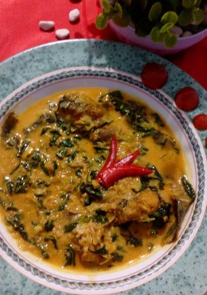 Foto resep Lele masak kare daun kemangi